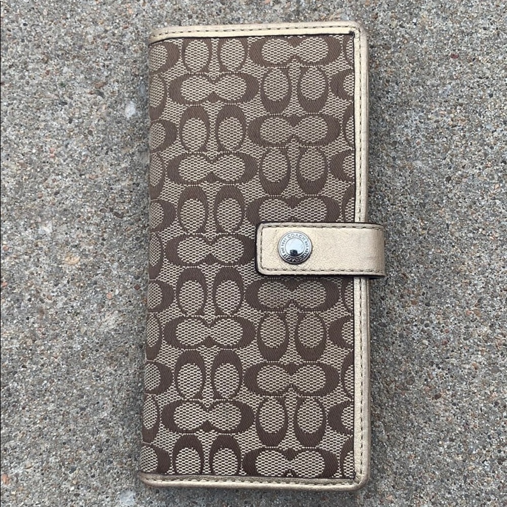 Coach wallet